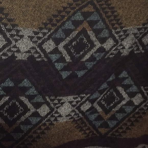 Beautiful Boho poncho - Picture 2 of 4